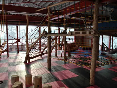 Kletter- und indoorhalle Bild 0